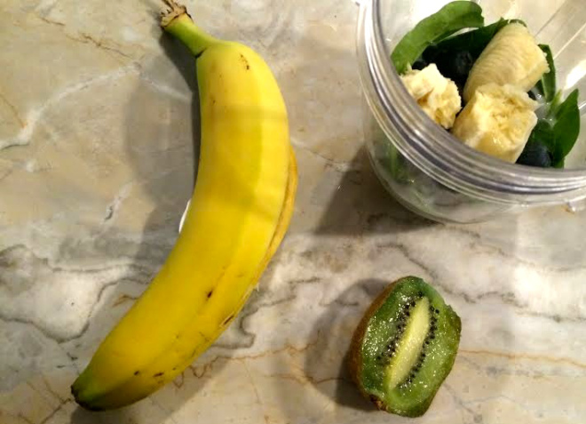 kiwi banana smoothie