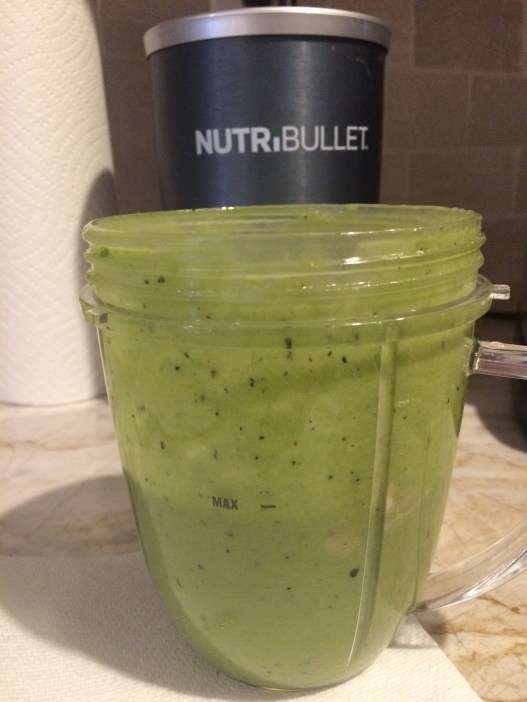 Creamy Spinach Avocado Smoothie